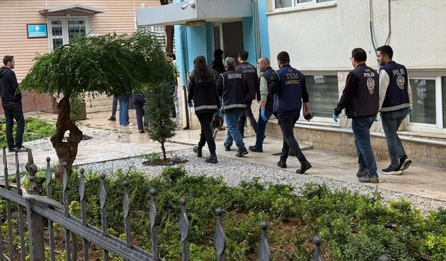 Denizli’de belediye başkanı ve eşi tutuklandı