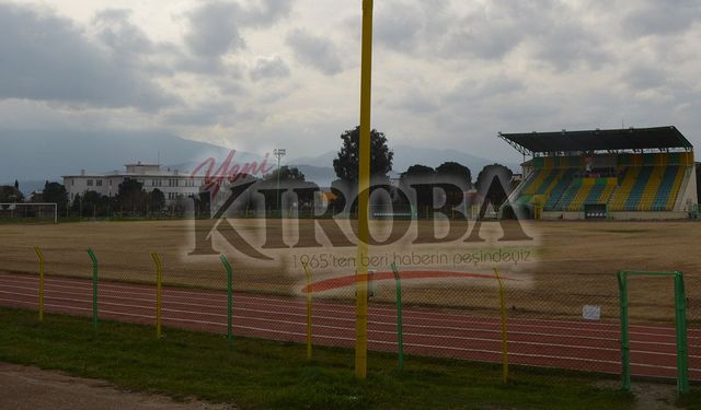 Çine'nin stadı çürümeye terk edildi, takım yollara düştü