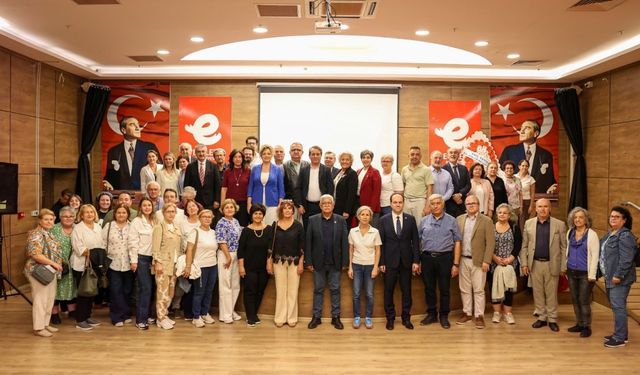 Efeler’de 55 yaş üstü için yeni dönem: 2. Bahar Üniversitesi başlıyor