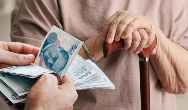 Ekim ayında emekli maaş promosyonları rekor kırdı: Hangi banka ne kadar veriyor?