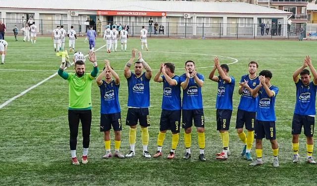 Germencik'te başkanlar maçı birlikte izledi