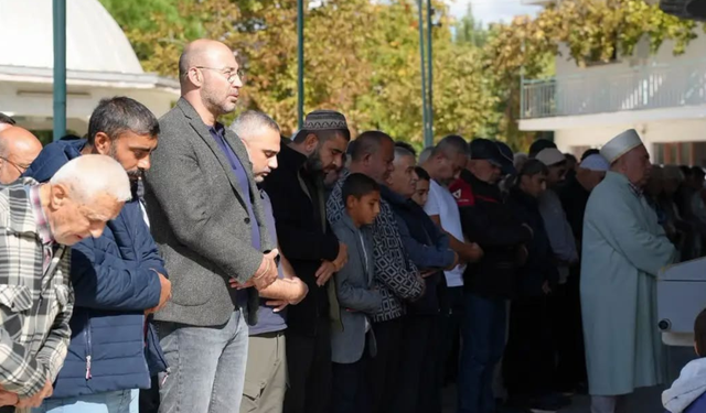 Aydın'da sevilen esnaf sonsuzluğa uğurlandı