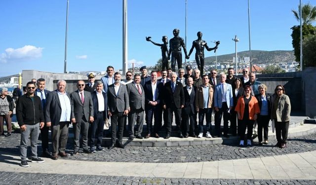 Kuşadası’nda muhtarlardan anlamlı mesaj: Vatandaşın ilk kapısıyız