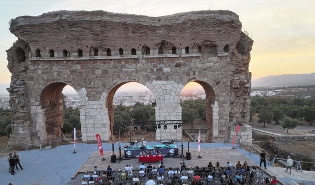 Tralleis’te mitoloji rüzgarı esecek
