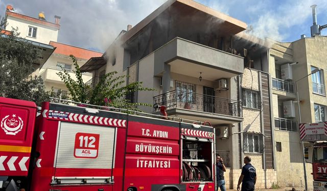 Aydın’da 3 katlı apartmanda yangın! Bina tahliye edildi
