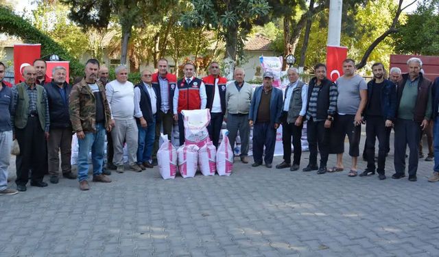 Aydın’da üreticinin yem maliyetini düşürecek destek! 5,5 ton dağıtıldı