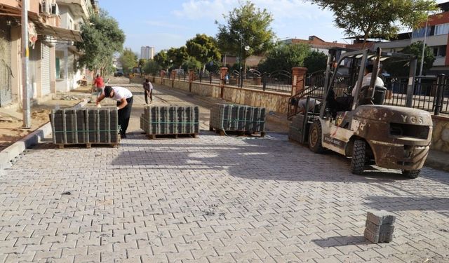Yeni Mahalle’de yollar yenileniyor