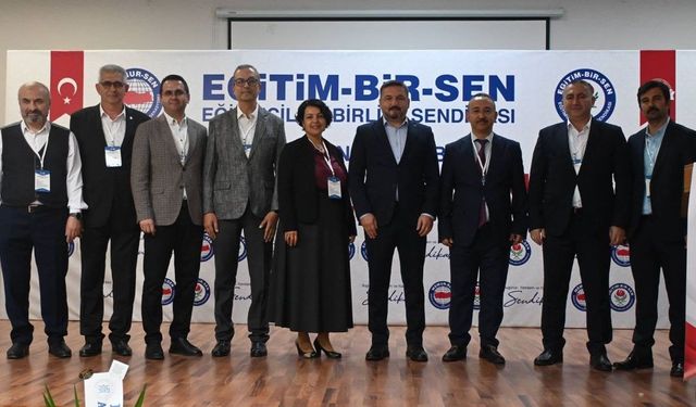 Eğitim-Bir-Sen Aydın’da Taşpınar güven tazeledi