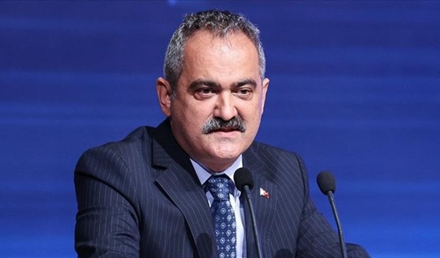 Bakan Özer: Öğretmenlerin yıl sonu mesleki çalışmaları, uzaktan eğitim yoluyla yapılacak