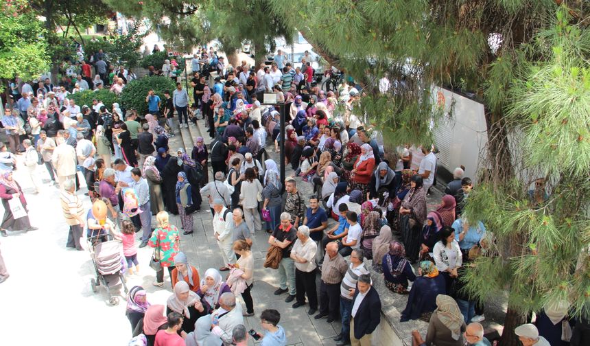 Hac kafilesi dualarla uğurlandı