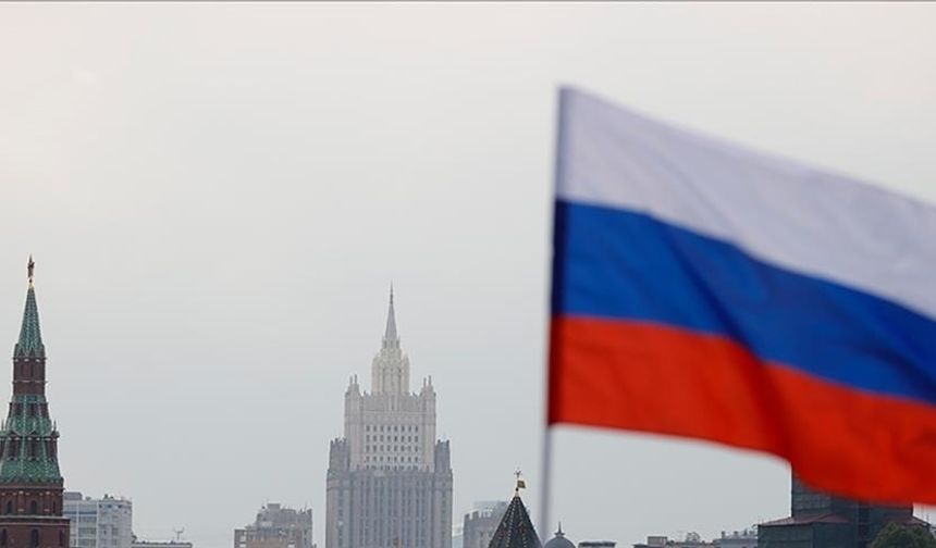 Rusya: İngiltere'nin Rus diplomatik temsilciliğiyle ilgili kararına sert yanıt vereceğiz