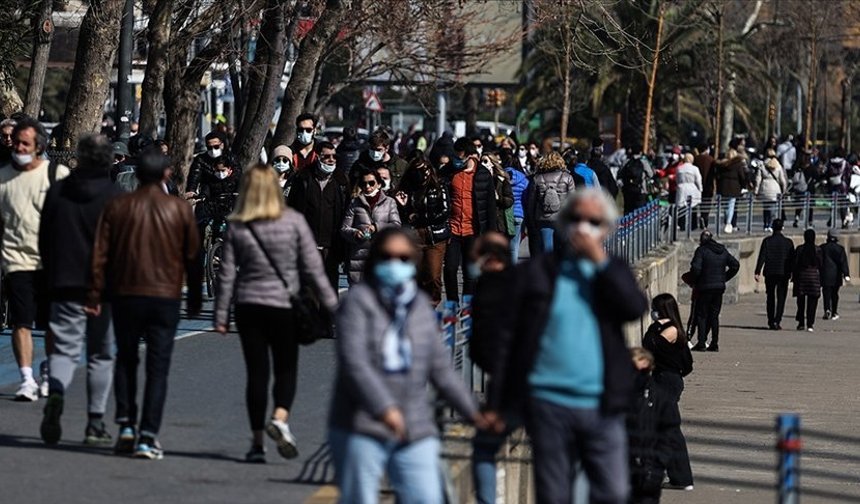 Yeni salgın korkusu: Evlerin içine kadar girdiği açıklandı