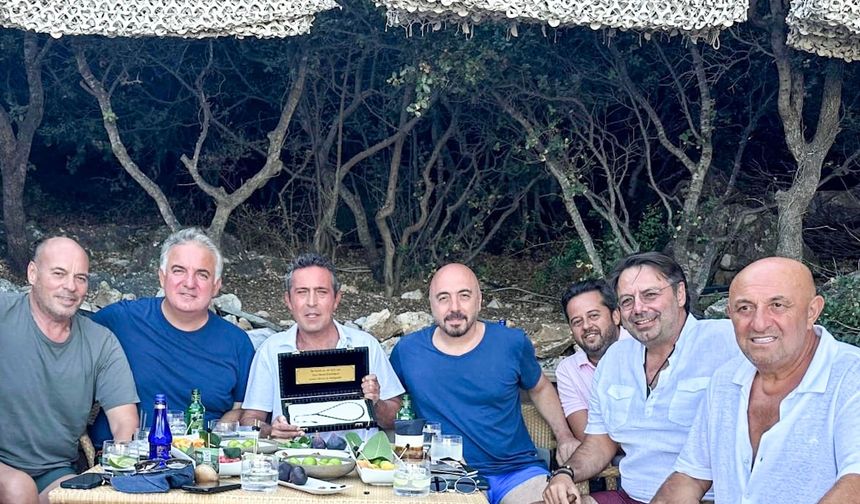 İş dünyası Bodrum'daki yemekte buluştu