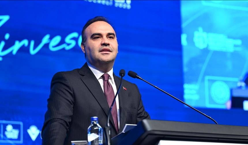 Bakan Kacır: Sanayimizi güçlendirecek yapısal adımları hızla hayata geçireceğiz