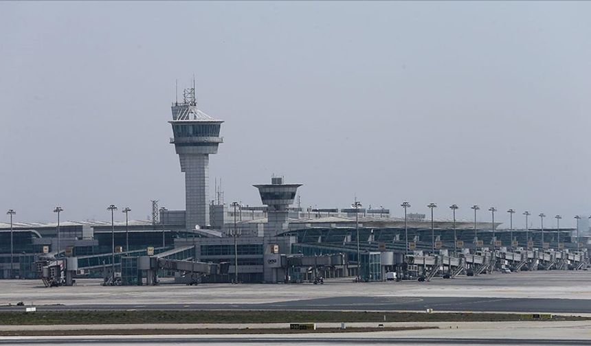 Bakan Kacır, Atatürk Havalimanı Terminal Binaları'nın "teknopark" ilan edildiğini duyurdu