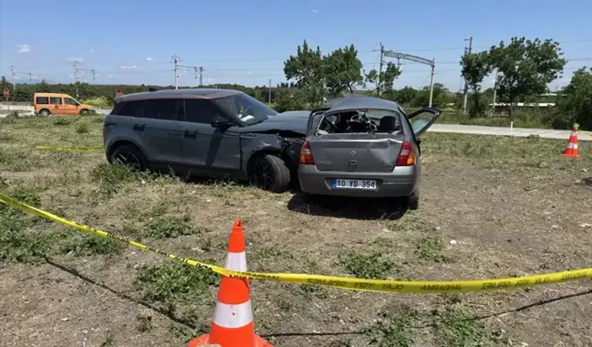 Cip ile otomobilin çarpışması sonucu 1 kişi öldü, 2 kişi yaralandı