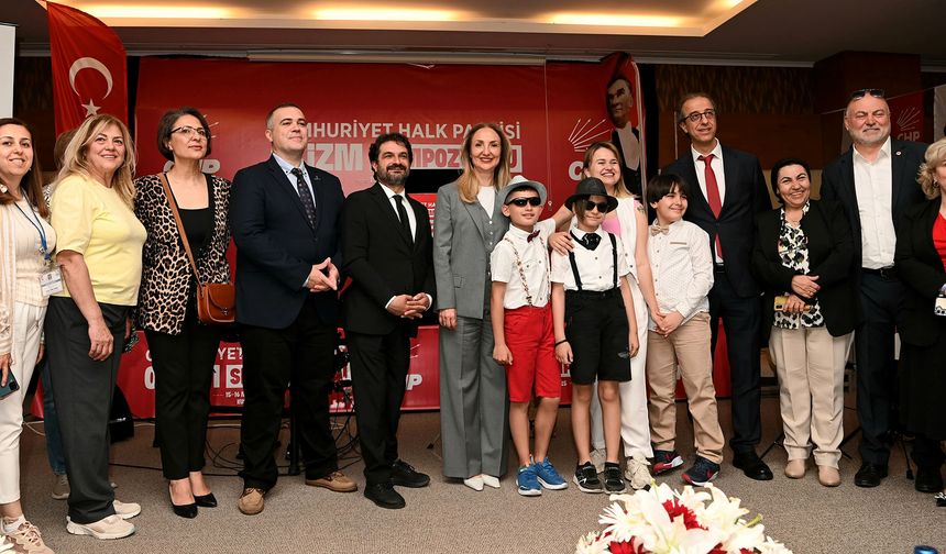 CHP Otizm Sempozyumu Kuşadası'nda başladı