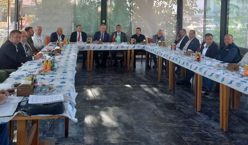 Karpuzlu’da tarımsal gündem ve üretici sorunları ele alındı