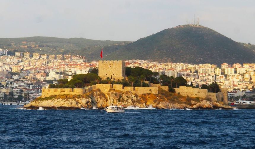 Kuşadası’nın kültürel hafızası söyleşiyle gözler önüne serildi