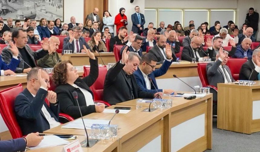 İncirliova Sandıklı Mahallesi yatırımı CHP oylarıyla geçti