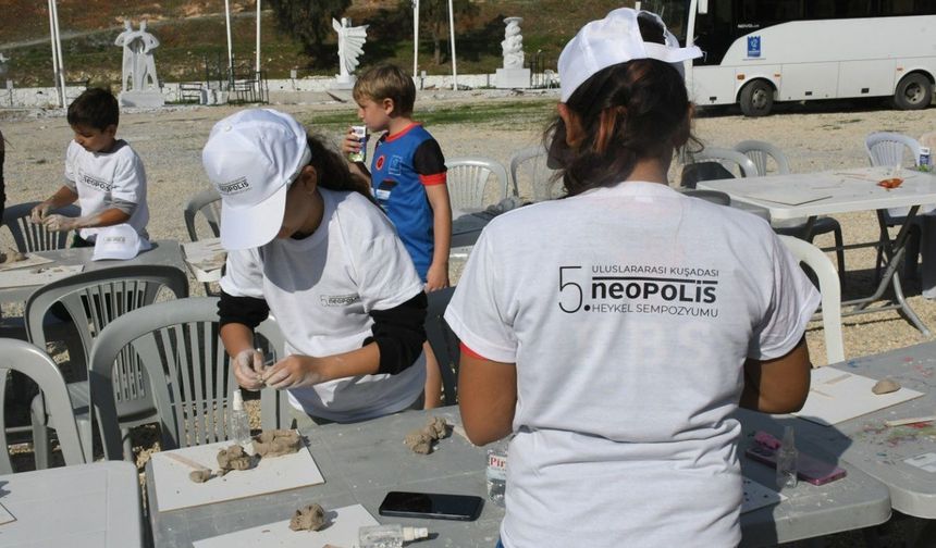 Neopolis’te renkli gün