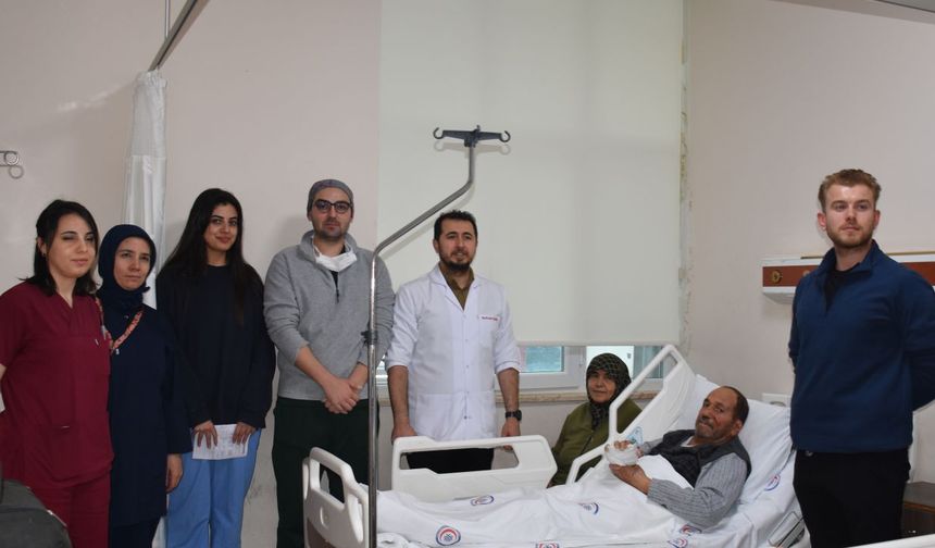 Bacak dokuları el ve ayağa başarıyla nakledildi