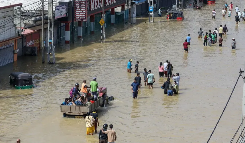 Sel felaketinde bilanço ağırlaşıyor! Çok sayıda kayıp var