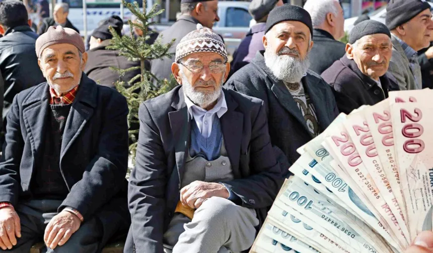 Emeklilere sıfır faizli nakit desteği! 2 şartı sağlayana 40 bin TL ödenecek