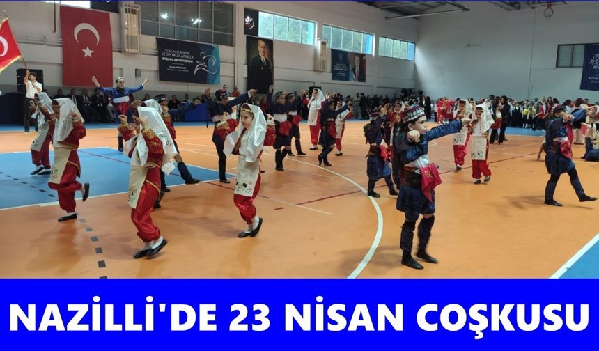 Nazilli'de 23 Nisan coşkusu: Çelenk töreni yağmur altında yapıldı