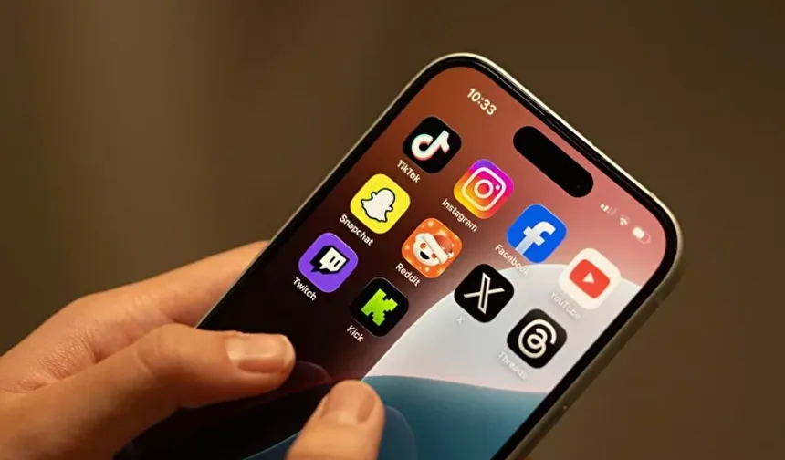 Instagram, YouTube, X ve TikTok'a kimlikle mi girilecek? Bakan Gürlek açıkladı