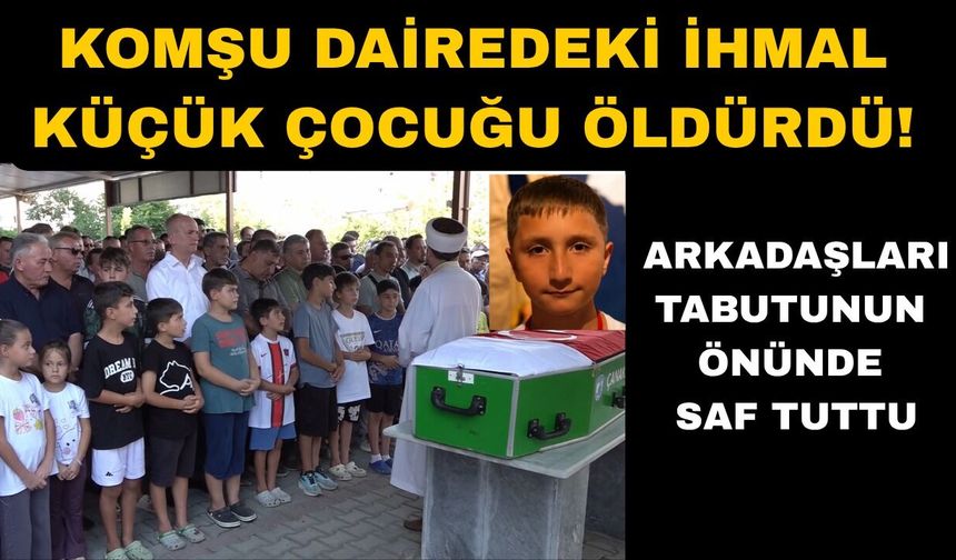 Çocuklar 9 yaşındaki arkadaşları için saf tuttu