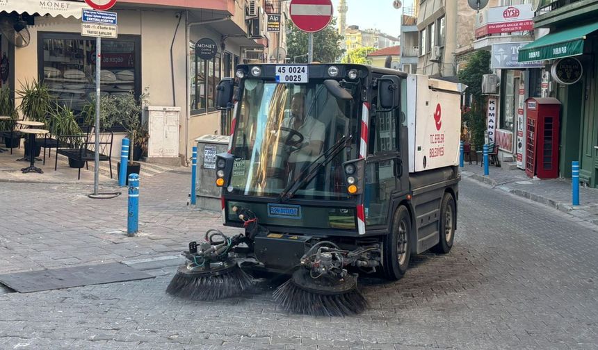 Efeler'de güneş doğmadan sahaya indiler