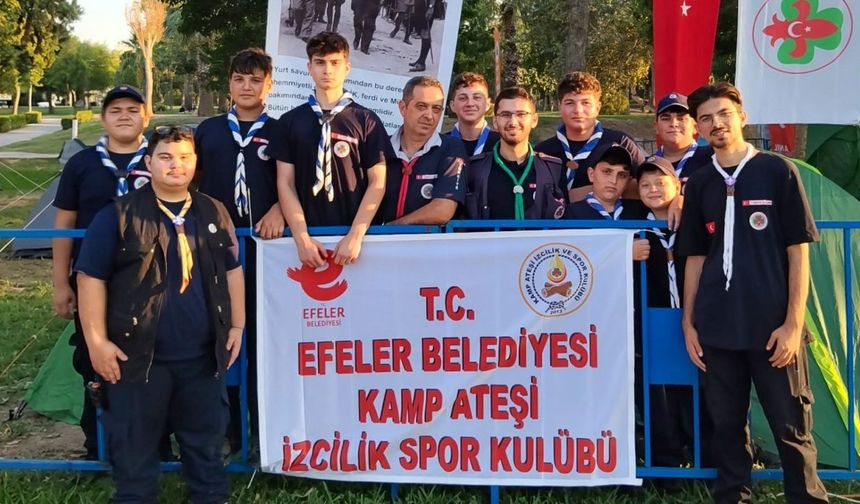 Efeler’in izcileri İzmir’in kurtuluşunda sahaya çıktı