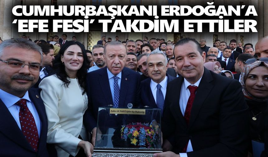 Aydın’dan Erdoğan’a Efe Fesi hediyesi!