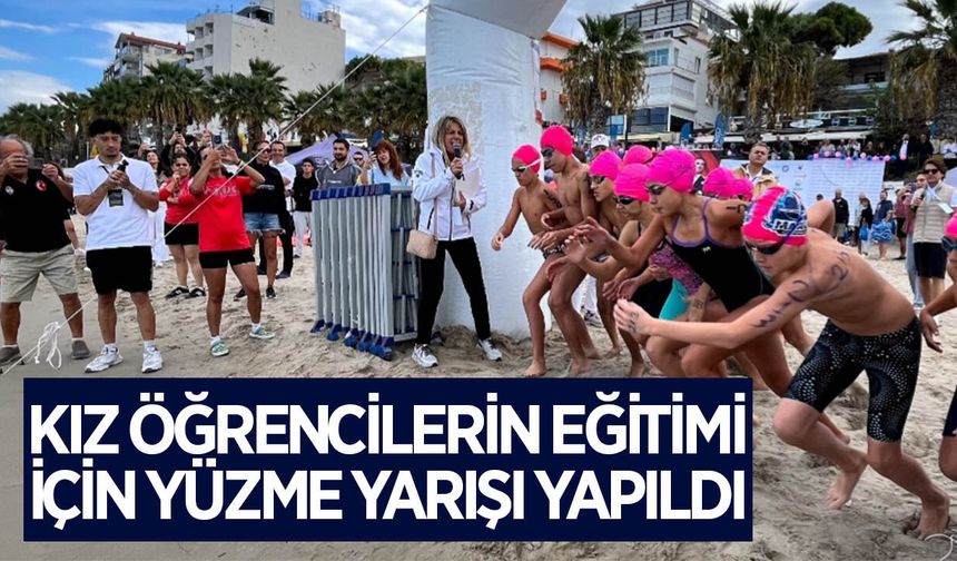 Kuşadası'nda kız öğrenciler için yüzme yarışı yapıldı