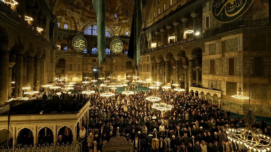 Ramazanın 27. gecesi hangi gün, ne zaman? 2026 Kadir Gecesi ayın kaçında idrak edilecek?