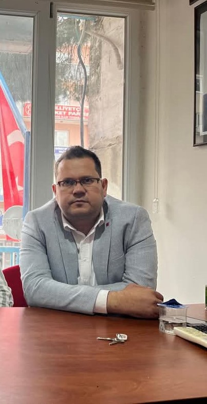 Özgür Yöreli̇