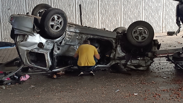 38605316 38605387 640X360