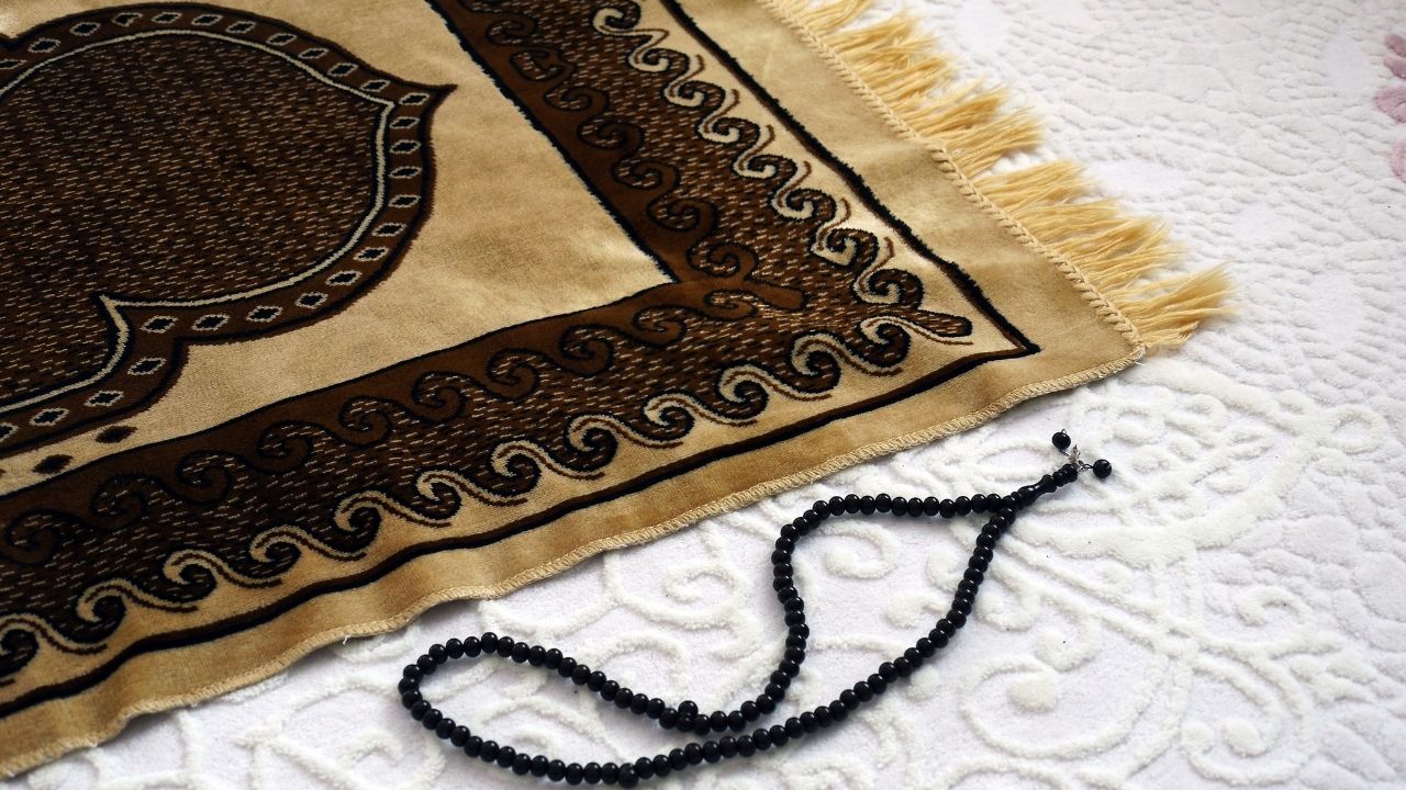 Cuma namazı saat kaçta