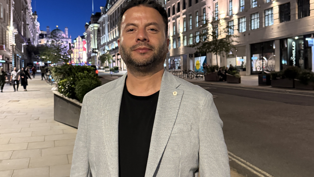 9F99057D 4A3B 46F7 84F2 31Cb095Ffa73