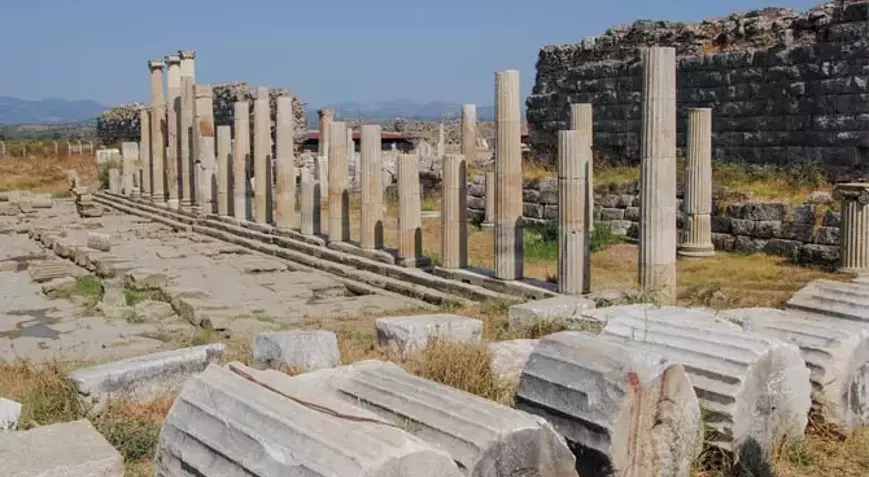 Aydın’daki Antik Kentler Afrodisias’tan Tralleis’e Tarihin İzleri (2)-1