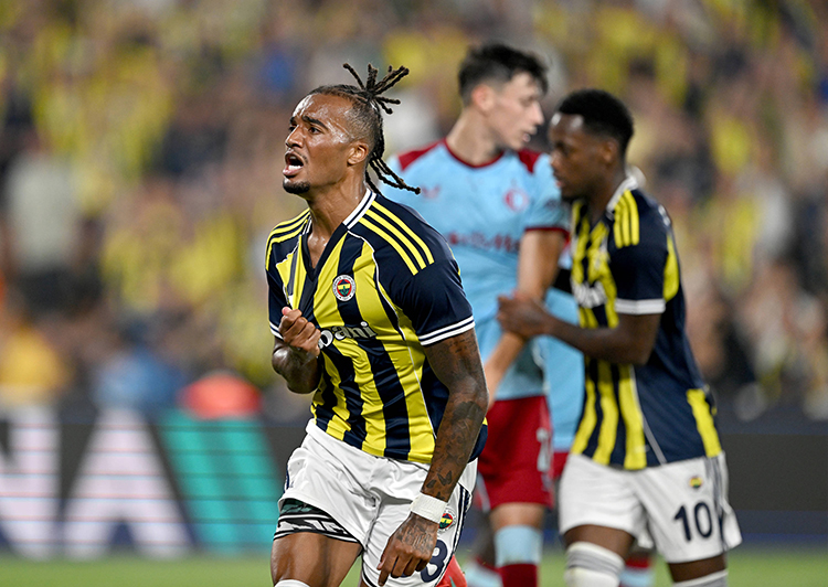 Fenerbahçe'den Muhteşem Zafer! Feyenoord'u 5 2 Yenen Sarı Lacivertliler Play Off'ta2