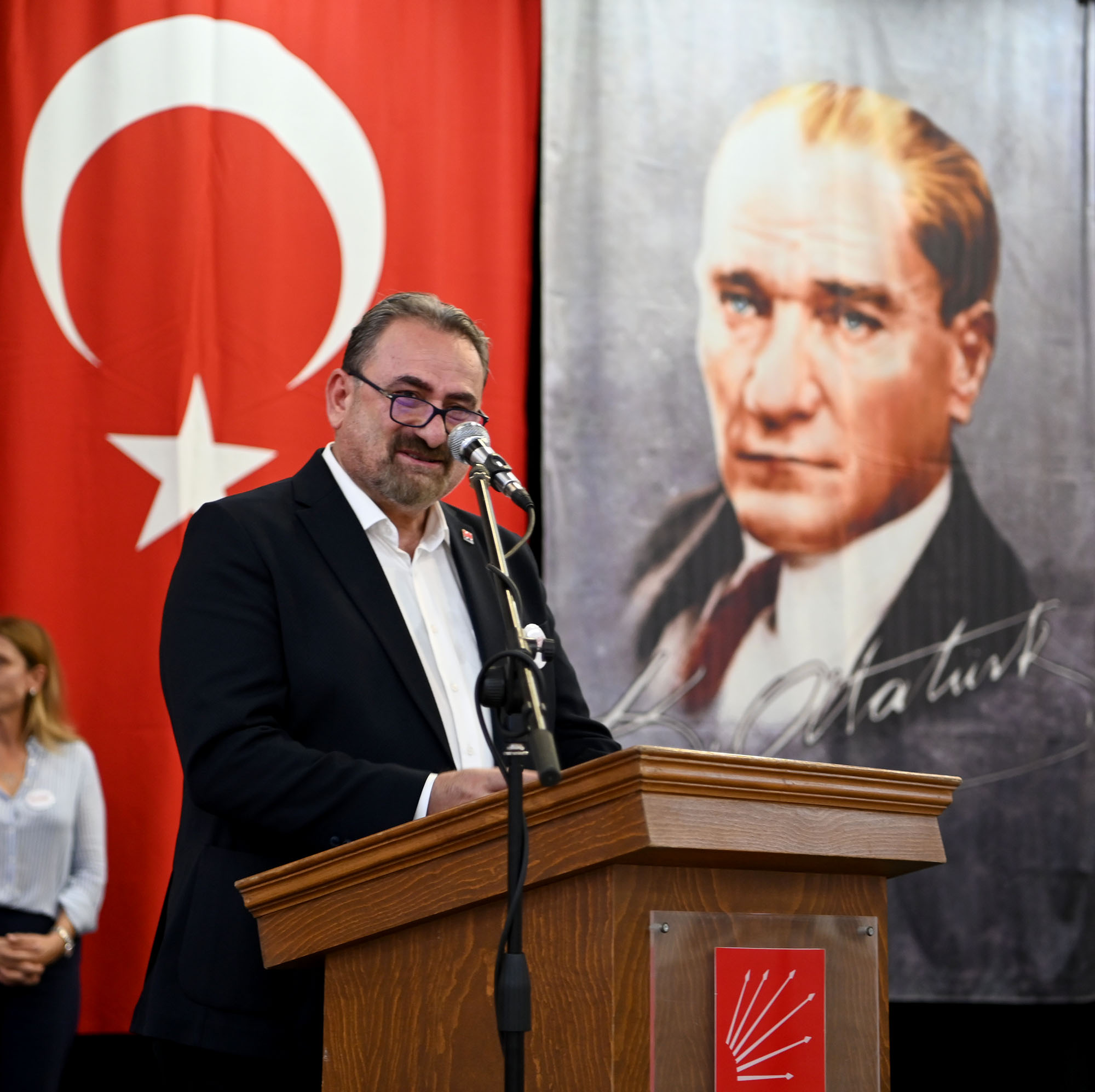 H A S A N G Ö Ç M E N