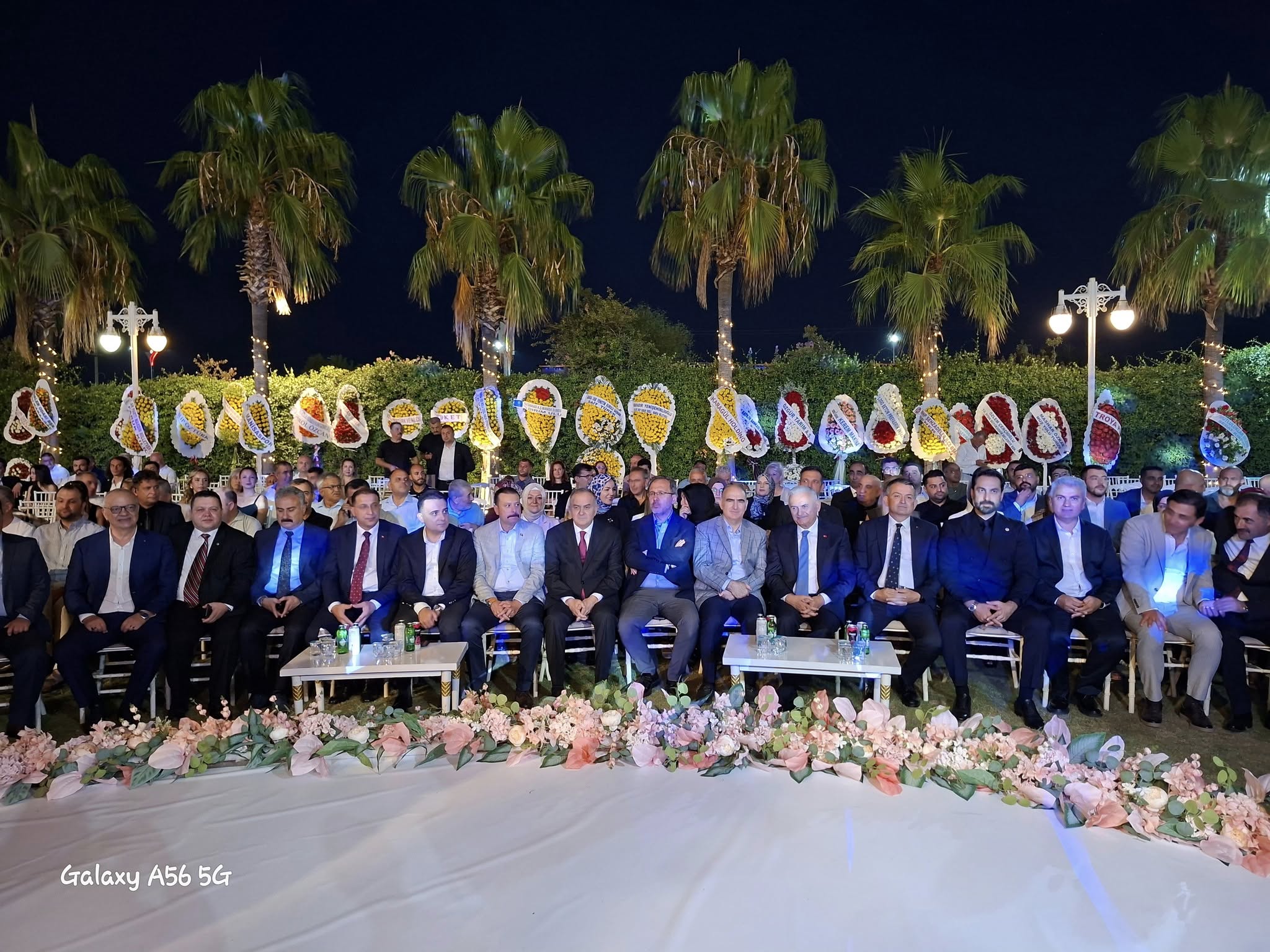 Tekeli Ailesinin Mutlu Günü Siyaset Ve Iş Dünyası Düğünde Buluştu (1)-1