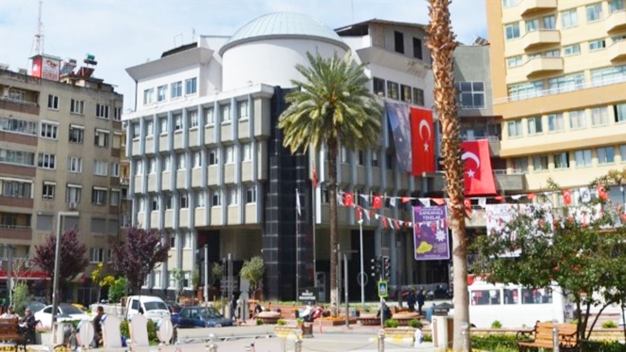 Nazilli Belediyesi Binası