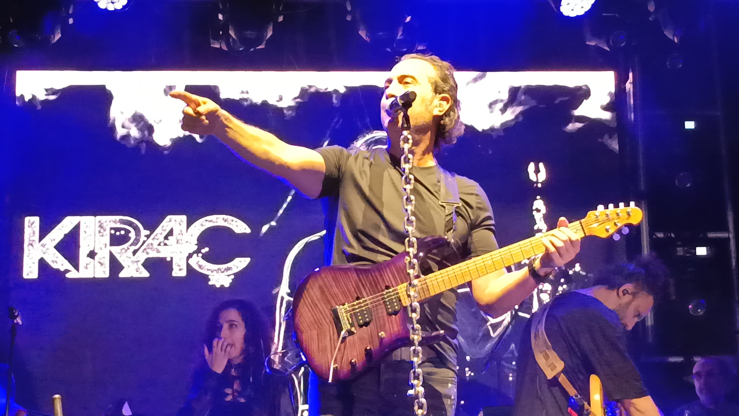 9850401E 64A9 4Dd8 Ad60 A51Ffc410F94