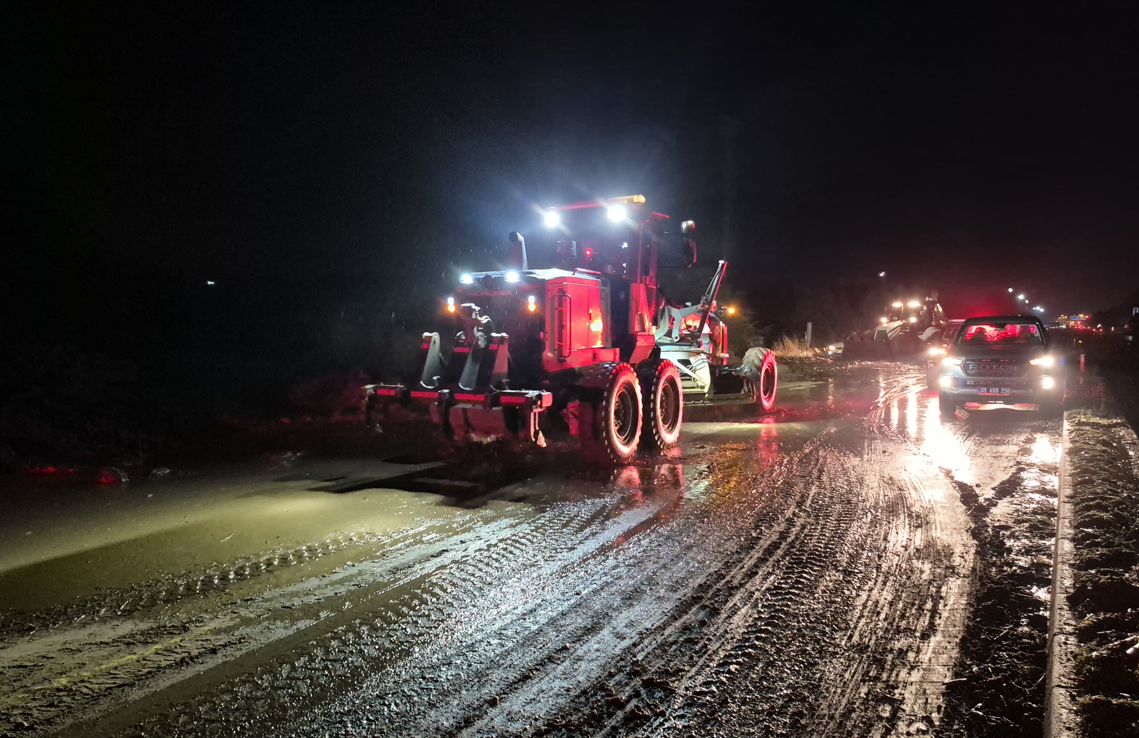 A A 20251023 39502248 39502246 A Y D I N D A S A G A N A K N E D E N I Y L E T R A F I K T E A K S A M A Y A S A N D I