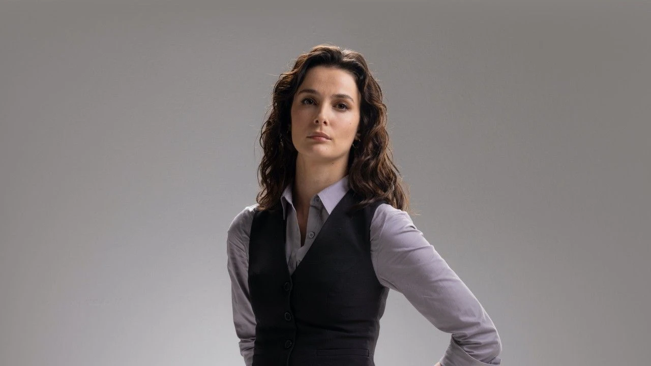 Büşra Develi’den “Eşref Rüya” İtirafı “Çiğdem Sayesinde Kendi Gölgelerimle Yüzleşiyorum” (2)