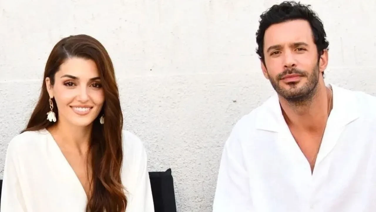 Cannes Hayal Oldu! Hande Erçel Ve Barış Arduç Seti Bırakamadı 1