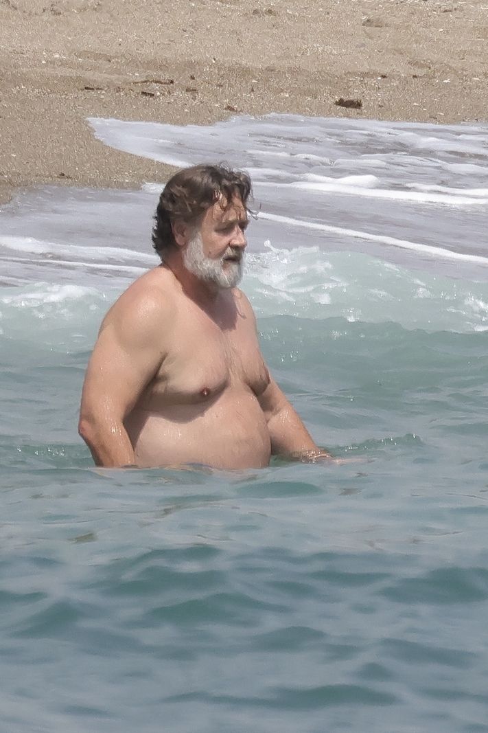 ‘Gladyatör’ Yıldızı Russell Crowe’dan Fit Olma Çabası “121 Kilodan Geri Döndüm” (2)